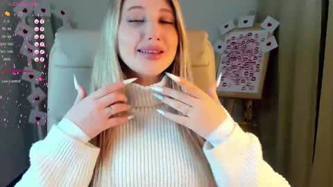 Snapshot of evacadooo chatting on 22, 2, 2025 Eva online show from 22, 2, 2025