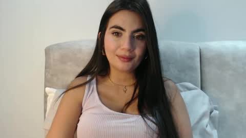 evacollins12 online show from 21, 9, 2025