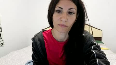 hornycrissyyourlove online show from 15, 7, 2026