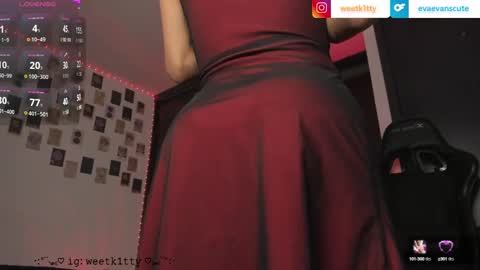 evaevanscute online show from 2, 12, 2024