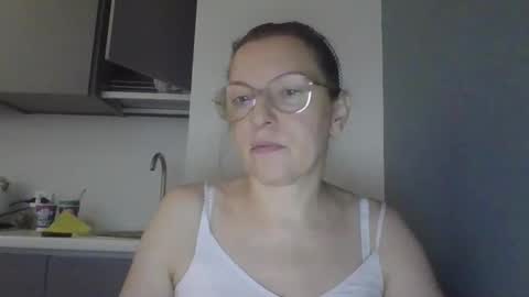 evaglad online show from 21, 9, 2025