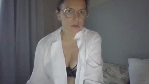 evaglad online show from 2, 10, 2025