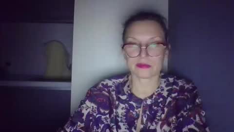 evaglad online show from 11, 10, 2025