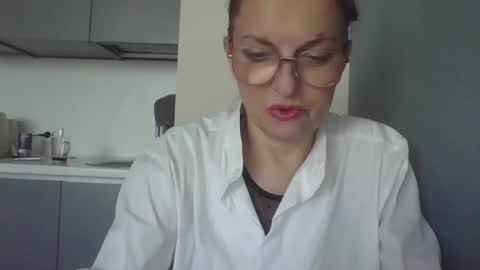 evaglad online show from 18, 10, 2025