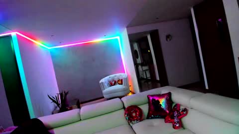 Eva Gomez online show from 3, 11, 2025