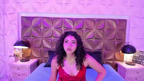 Snapshot of evajhuls chatting on 15, 7, 2026 online show from 15, 7, 2026