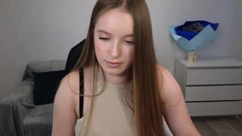 Snapshot of evajuly chatting on 17, 12, 2024 Eva online show from 17, 12, 2024