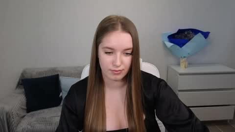 Snapshot of evajuly chatting on 2, 1, 2025 Eva online show from 2, 1, 2025