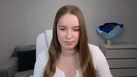 Snapshot of evajuly chatting on 12, 1, 2025 Eva online show from 12, 1, 2025