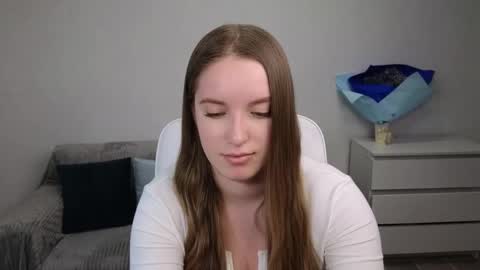 Snapshot of evajuly chatting on 12, 1, 2025 Eva online show from 12, 1, 2025