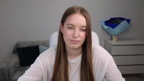 Snapshot of evajuly chatting on 20, 1, 2025 Eva online show from 20, 1, 2025