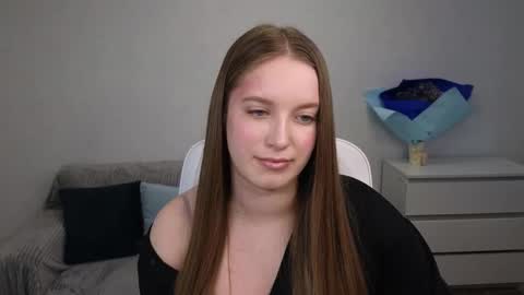 Snapshot of evajuly chatting on 23, 1, 2025 Eva online show from 23, 1, 2025