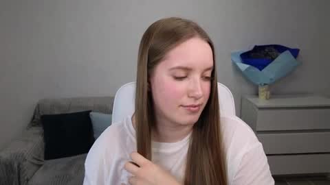 Snapshot of evajuly chatting on 25, 1, 2025 Eva online show from 25, 1, 2025