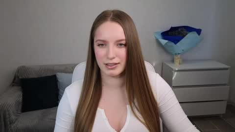 Snapshot of evajuly chatting on 13, 2, 2025 Eva online show from 13, 2, 2025
