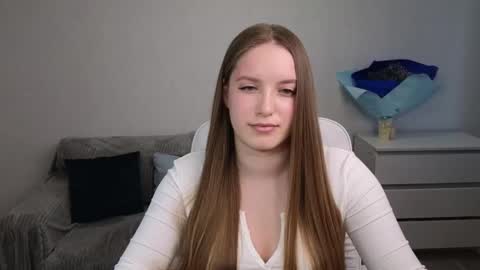 Snapshot of evajuly chatting on 28, 2, 2025 Eva online show from 28, 2, 2025
