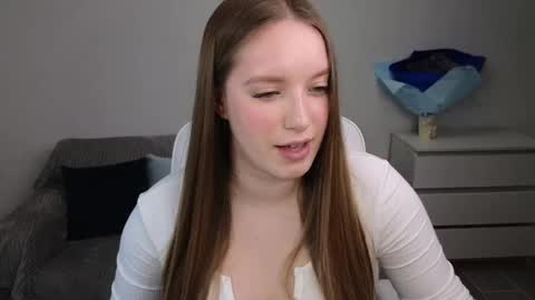 Snapshot of evajuly chatting on 3, 3, 2025 Eva online show from 3, 3, 2025