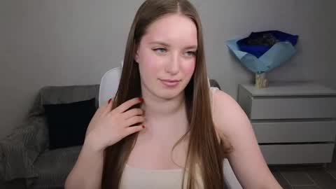 Snapshot of evajuly chatting on 7, 3, 2025 Eva online show from 7, 3, 2025