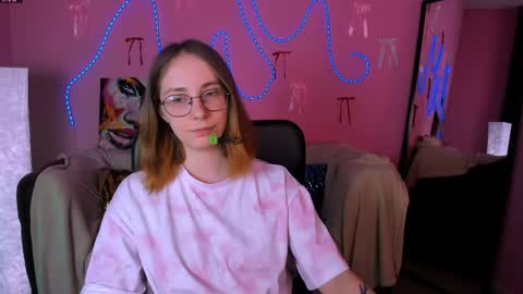 evalora online show from 8, 4, 2026