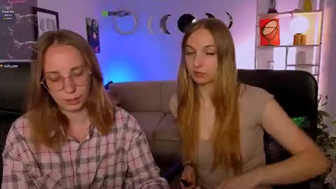Snapshot of evalora_vei chatting on 6, 7, 2026 evalora online show from 6, 7, 2026