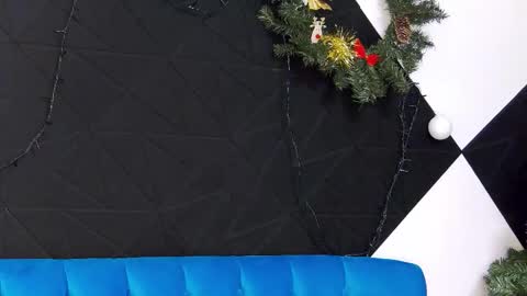 Snapshot of evaloviaa255 chatting on 17, 12, 2025 evaloviaa255 online show from 17, 12, 2025