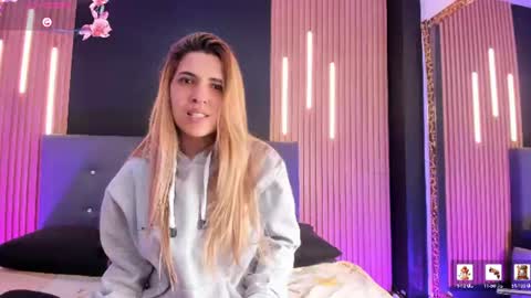 Snapshot of evaloviaa_ chatting on 24, 6, 2026 Eva online show from 24, 6, 2026