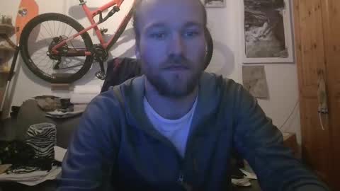 Snapshot of evalsmac chatting on 21, 2, 2026 Han online show from 21, 2, 2026