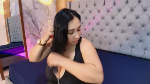  Eva  online show from 2, 4, 2026