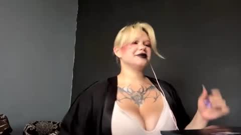 Snapshot of evamorettix chatting on 29, 7, 2026 Eva online show from 29, 7, 2026