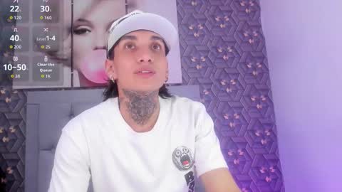 Snapshot of evan_park20 chatting on 15, 12, 2025 Evan online show from 15, 12, 2025