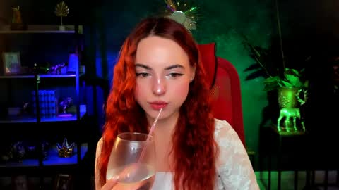 Eva  online show from 8, 4, 2026