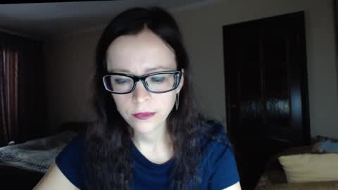 Snapshot of evangeline06 chatting on 13, 10, 2025 YourMistress online show from 13, 10, 2025