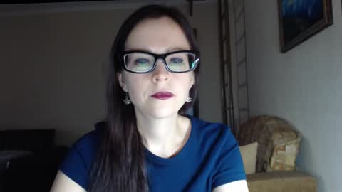 Snapshot of evangeline06 chatting on 23, 10, 2025 YourMistress online show from 23, 10, 2025
