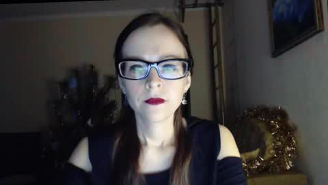 Snapshot of evangeline06 chatting on 9, 1, 2026 YourMistress online show from 9, 1, 2026