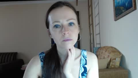 Snapshot of evangeline06 chatting on 27, 2, 2026 YourMistress online show from 27, 2, 2026