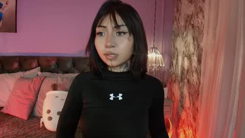Snapshot of evangeline_bell chatting on 13, 11, 2025 Eva online show from 13, 11, 2025