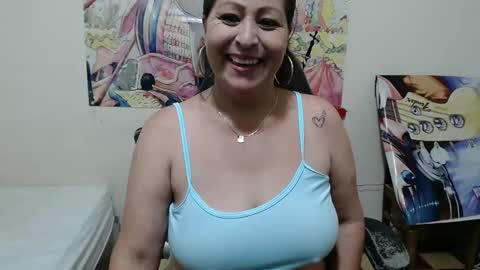 Snapshot of evangelinhotxxx33 chatting on 18, 2, 2025 Eva online show from 18, 2, 2025