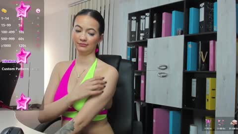 Snapshot of evanoellex chatting on 17, 2, 2025 Your Fantasy online show from 17, 2, 2025