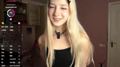 Snapshot of evaqt chatting on 30, 11, 2025 Eva online show from 30, 11, 2025