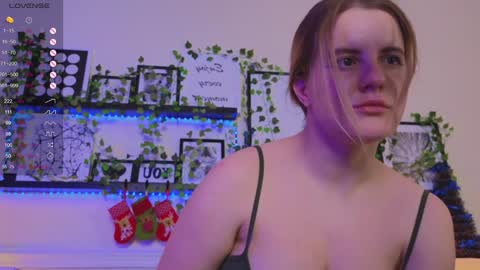 Snapshot of evasabor chatting on 13, 12, 2024 Eva online show from 13, 12, 2024