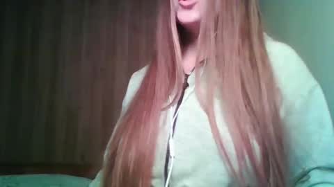 evasapples2026 online show from 16, 4, 2026