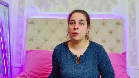 evasinclairr online show from 2, 4, 2026