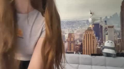 Snapshot of evasoshy chatting on 3, 8, 2026 Eva online show from 3, 8, 2026