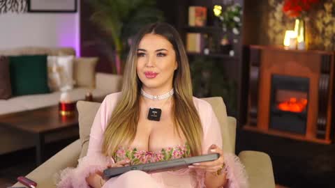 Eva online show from 12, 1, 2025