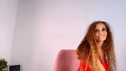 Snapshot of evasweet__ chatting on 8, 2, 2025 EVA LUNA online show from 8, 2, 2025