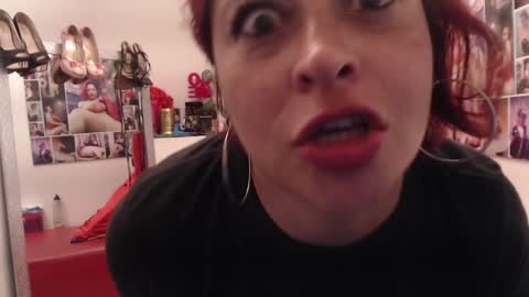 Eva Twiss online show from 26, 1, 2025