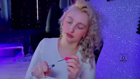 evavibe online show from 5, 4, 2026