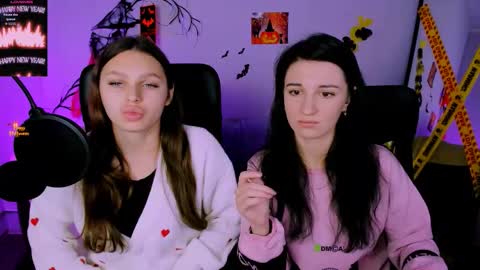 Snapshot of evelina_sun_ chatting on 2, 11, 2025 evelina online show from 2, 11, 2025