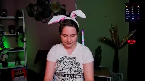 Snapshot of evelina_sun_ chatting on 5, 11, 2025 evelina online show from 5, 11, 2025