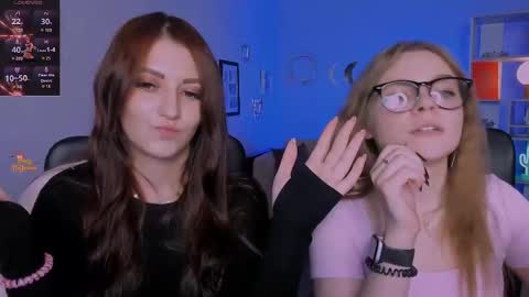 Snapshot of evelina_sun_ chatting on 5, 11, 2025 evelina online show from 5, 11, 2025