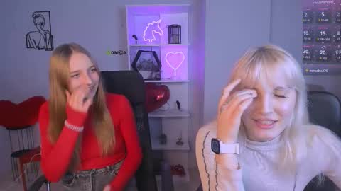 Snapshot of evelina_sun_ chatting on 12, 11, 2025 evelina online show from 12, 11, 2025